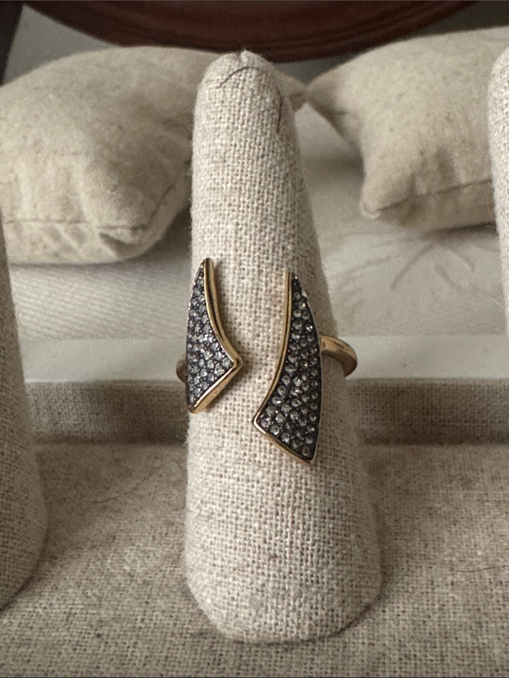 Stella & Dot Pave Horn